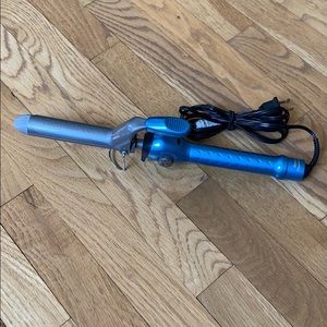BabylissPRO 1” curlin iron